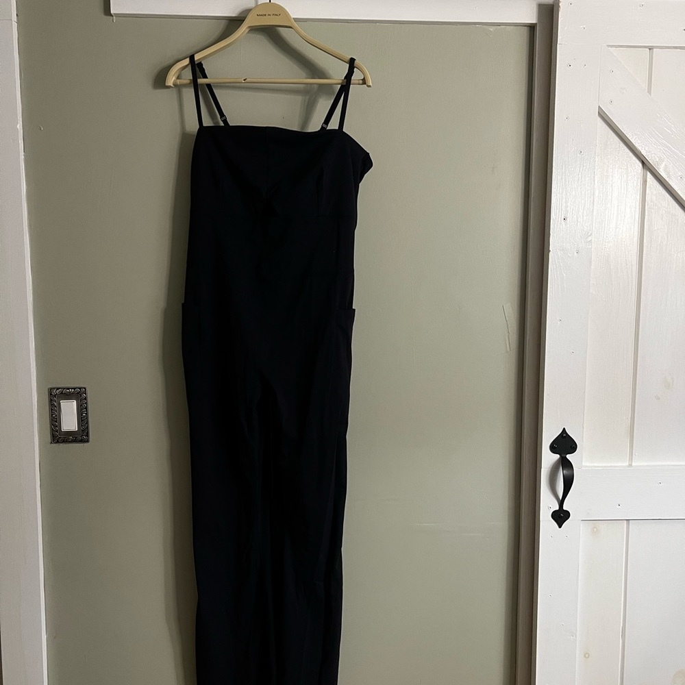 Logilates Cami Bodysuit with cutouts and pockets Navy XL